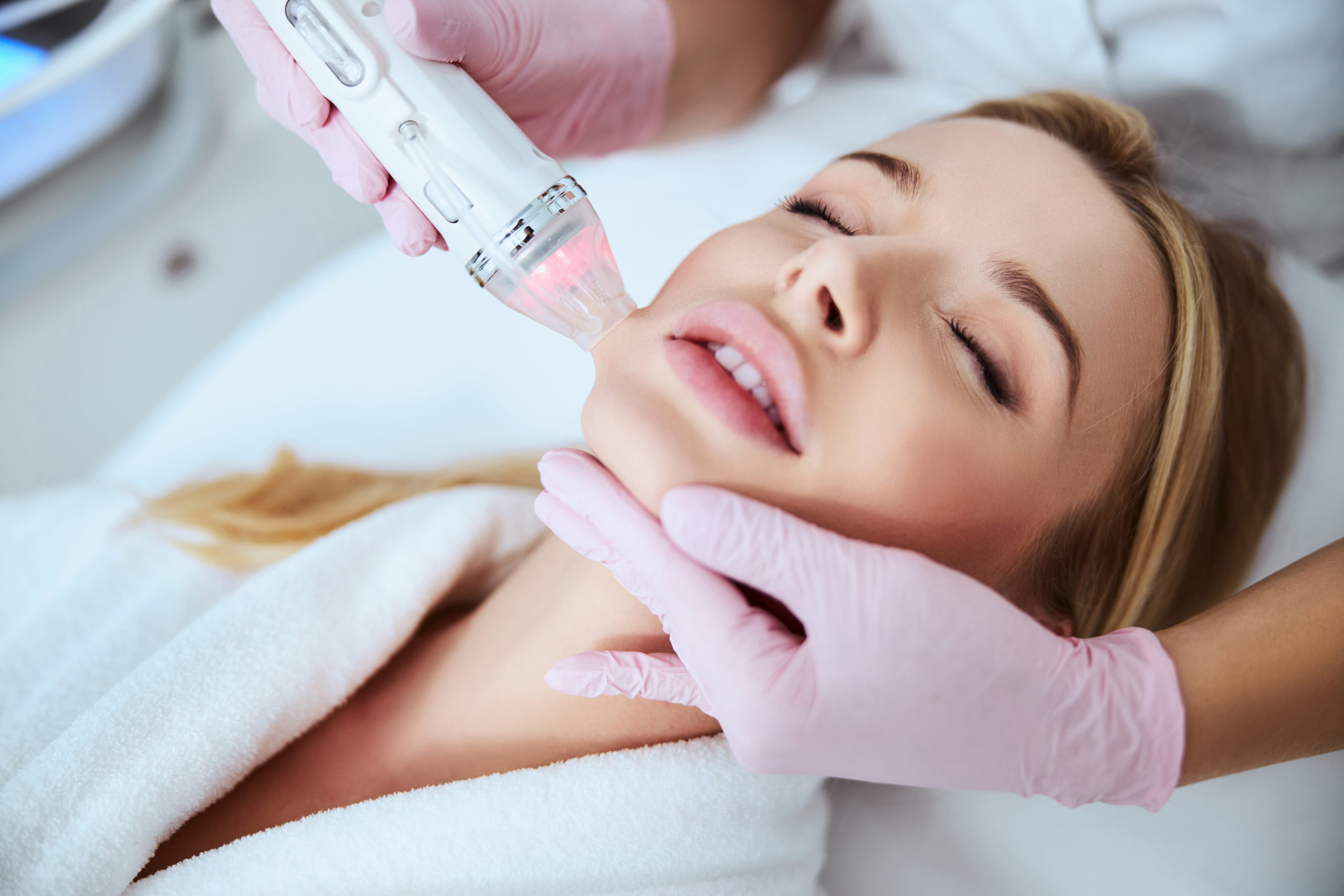 How Laser Skin Tightening Works - Radiofrequency Skin Treatment Details